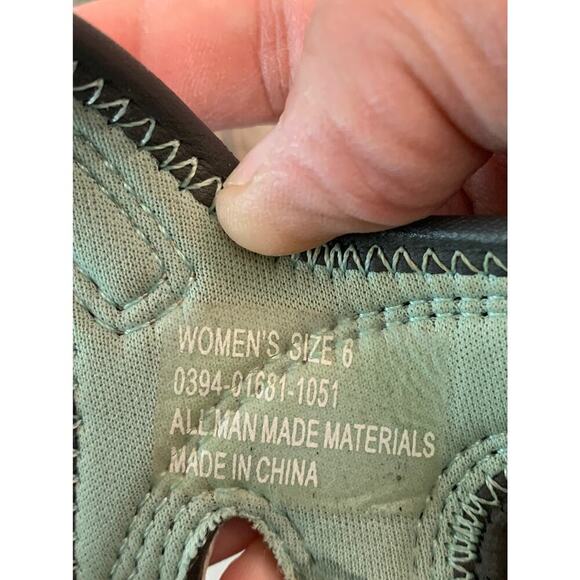 CANYON RIVER Women's 2 Strap Sandals / Size: 6 - Picture 3 of 9